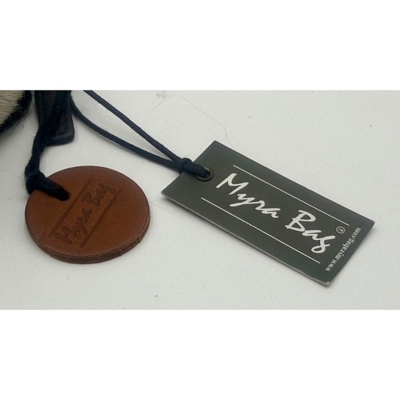 Myra Bag Cowhide Leather Pouch Cosmetic Makeup Bag Zipper Closure NWT - Picture 5 of 6